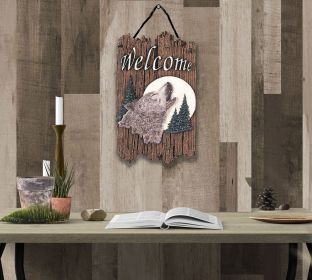 Howling Wolf Indoor Outdoor Resin Welcome Wall Decor